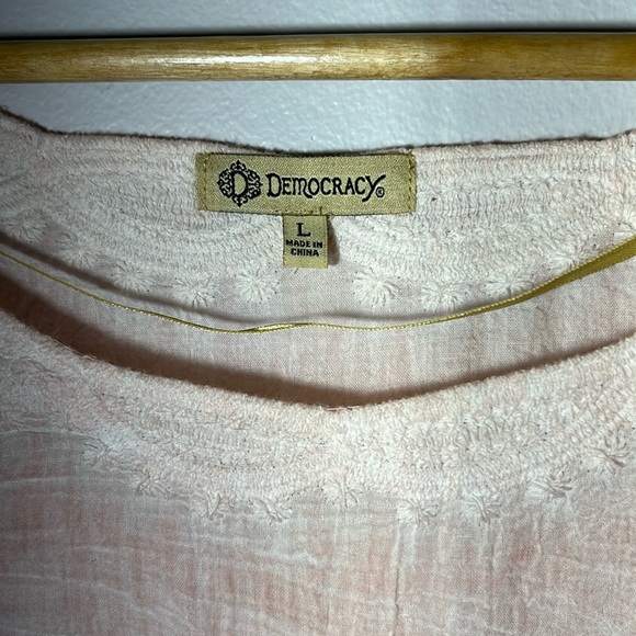 Democracy Women’s Pink/Peach Boho Blouse with Angel Sleeves Size Large. - Picture 5 of 8